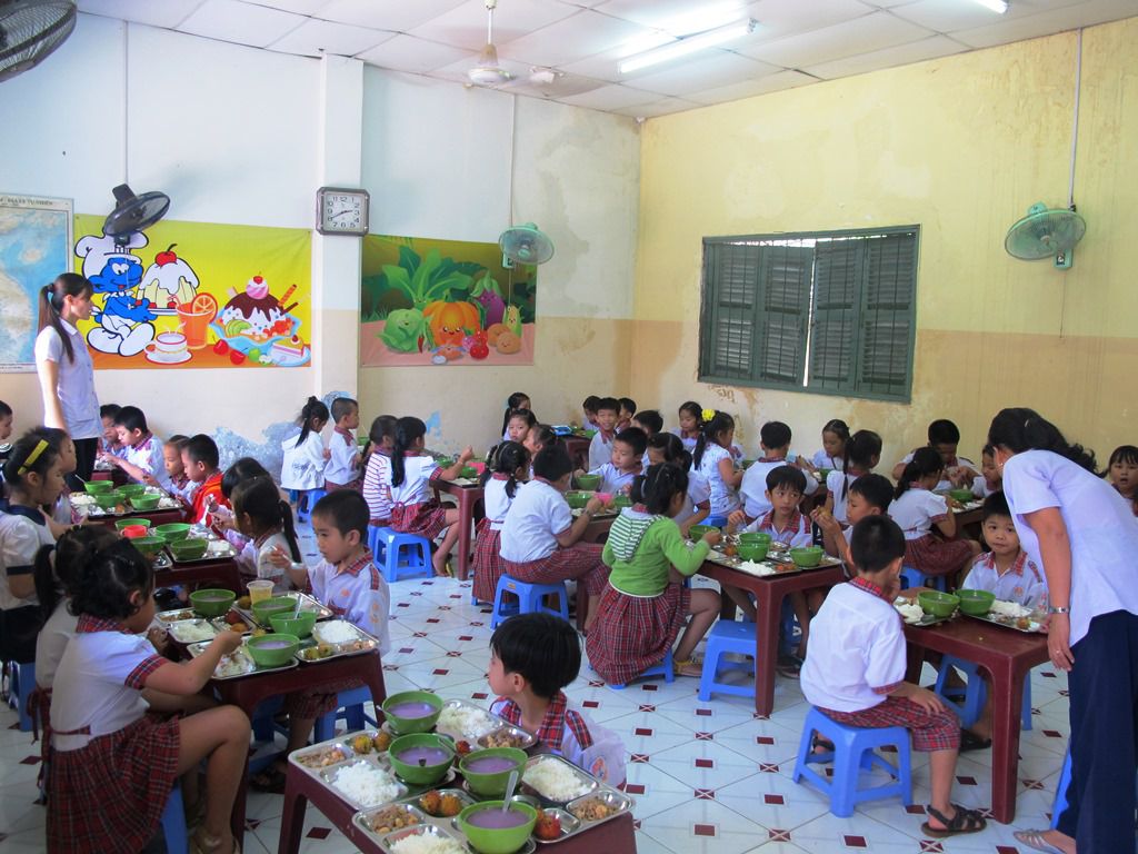 trường mầm non hoa hồng